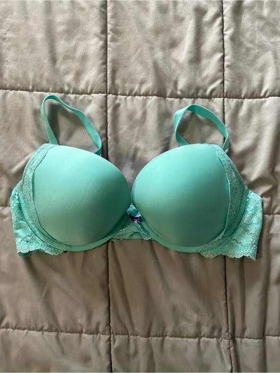 Victoria's Secret Other - Victoria's Secret Dream Angels Push Up Bra Mint Lace-Trim Molded Bra 38D